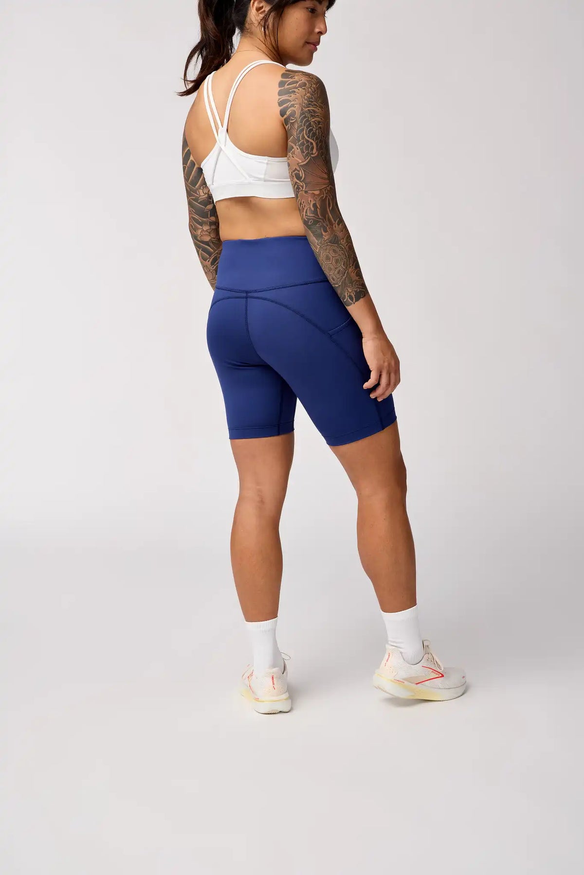 Spark 8" Short Tight